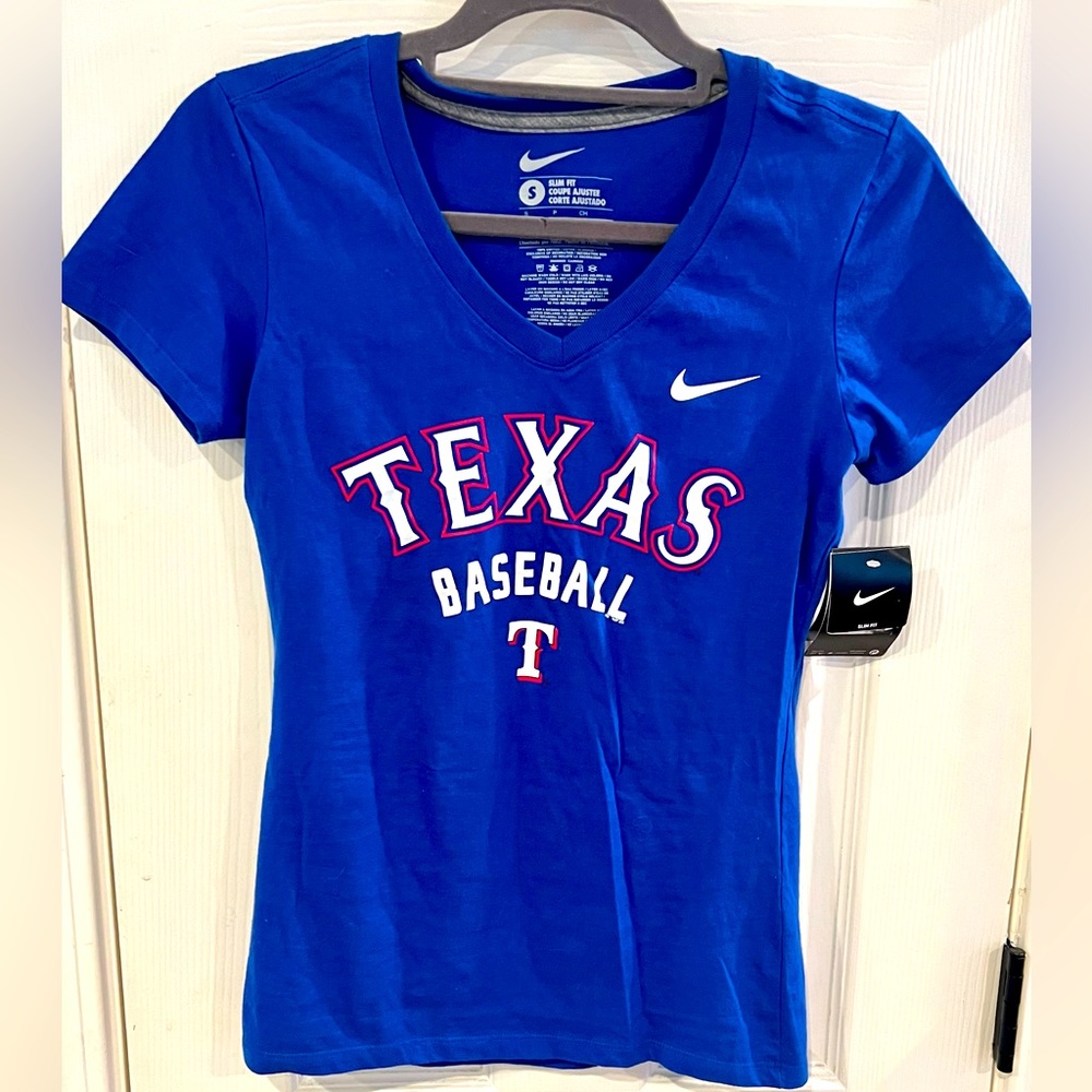 ⚾️Texas Ranger’s Nike V-neck⚾️